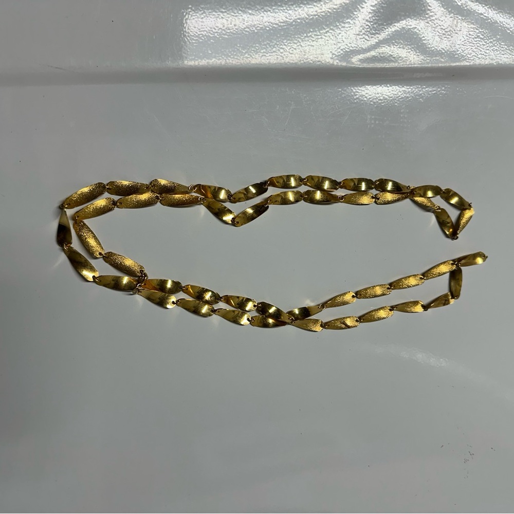 Textured Gold-Look Leaf Chain Necklace - Picture 2 of 4